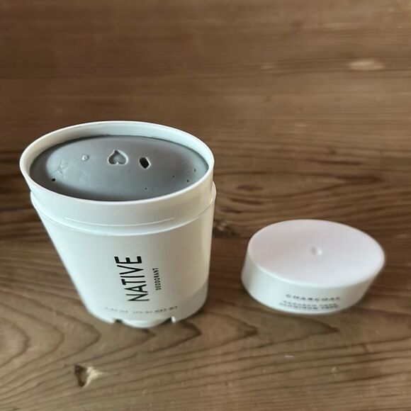 Native Deodorant Charcoal scent NEW never used 2.65 OZ - Picture 5 of 5